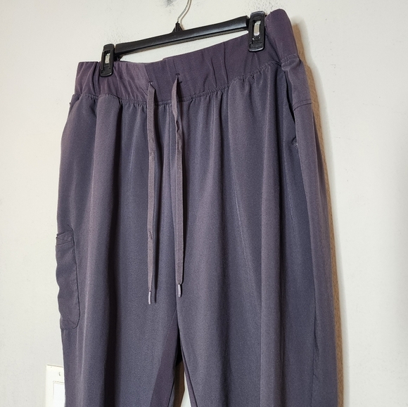 Jaanuu charcoal grey scrub joggers. Size 2XL. - Picture 9 of 16